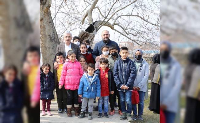 Başkan Güder, Yetim Çocuklar Ve Aileleriyle Buluştu