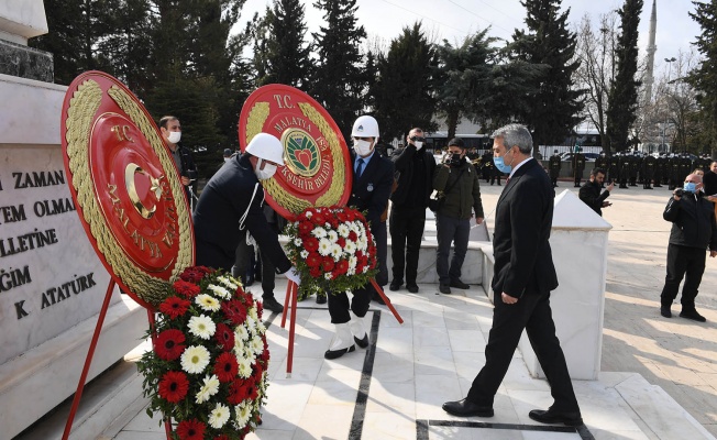 Çanakkale Zaferinin 107. Yıl dönümü Anma Programı Düzenlendi