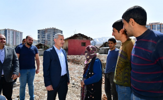 Yol Yenileme Ve Çevre Düzenleme Hizmetlerini İnceledi