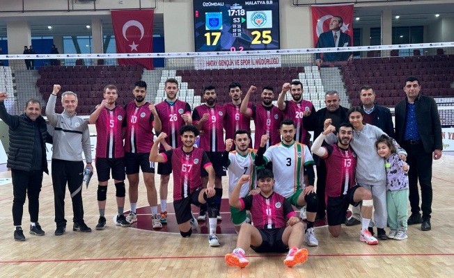 Büyükşehir, Voleybol ve Futbolda Kazandı, Basketbolda Kaybetti