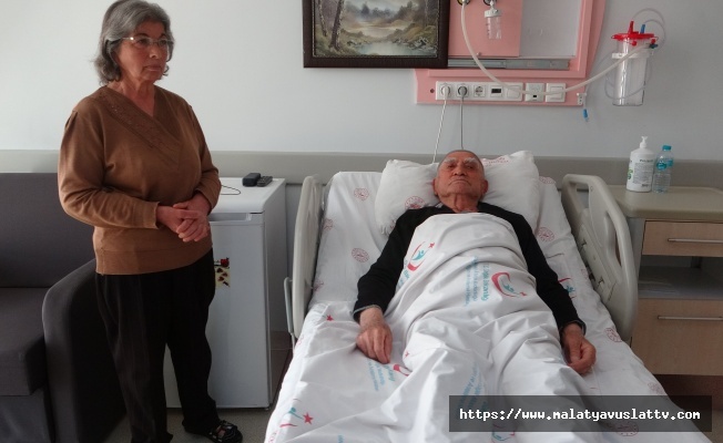 94 Yaşında ki Koca Çınar Kanseri Yendi