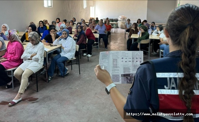 Malatya'da Jandarma Ekipleri KADES Uygulamasını Tanıttı