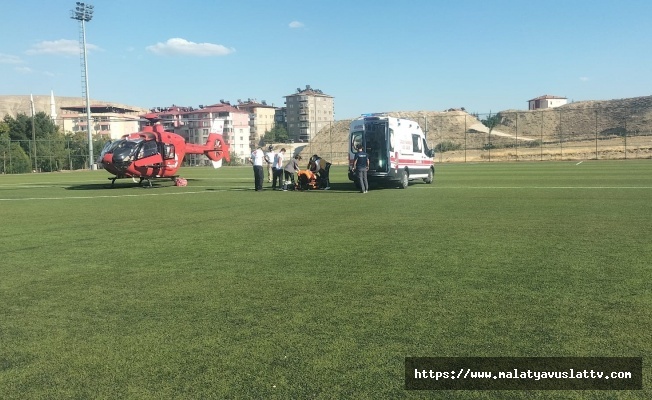 Ambulans Helikopter Kalp Krizi Geçiren Hasta İçin Havalandı