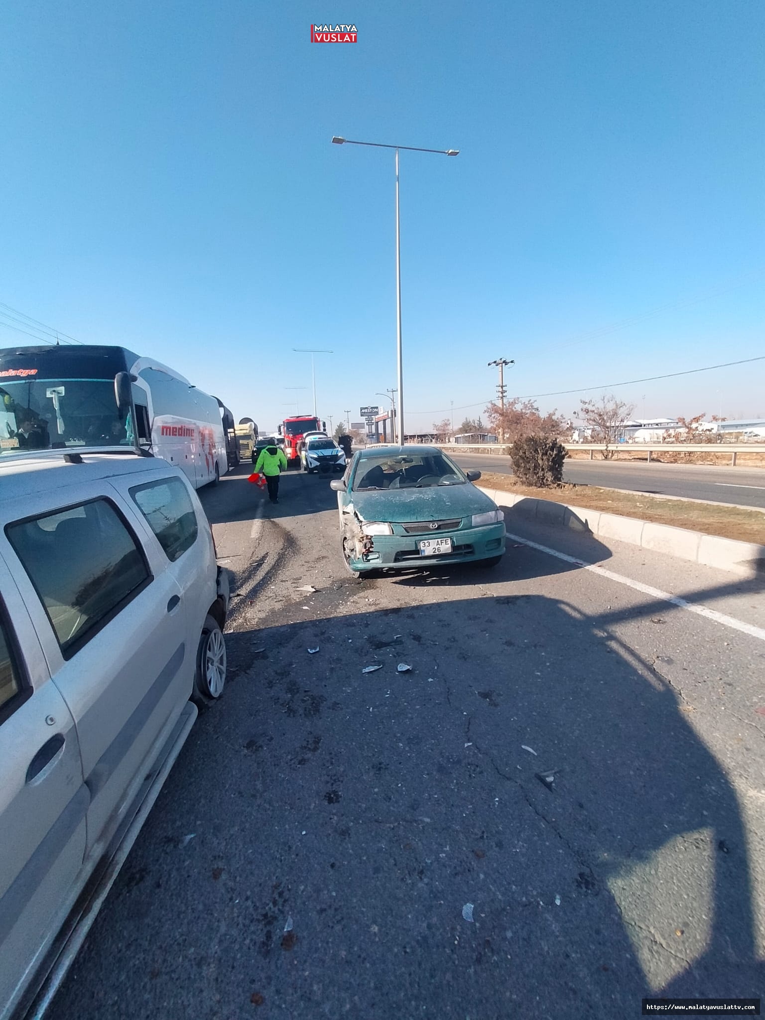 Malatya’da Trafik Kazası ve Baraka Yangını!