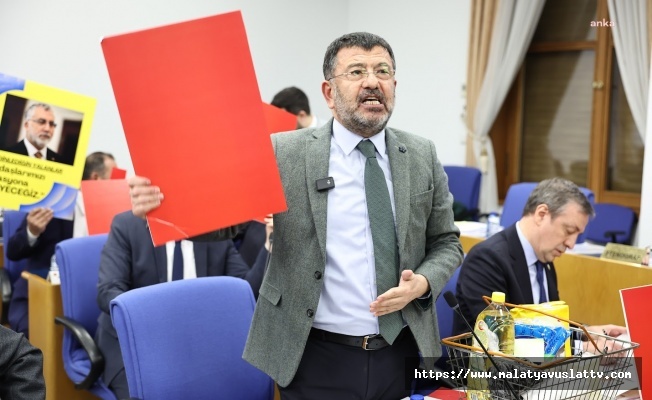 Milletvekili Ağbaba, Emekli Zammını Protesto Etti