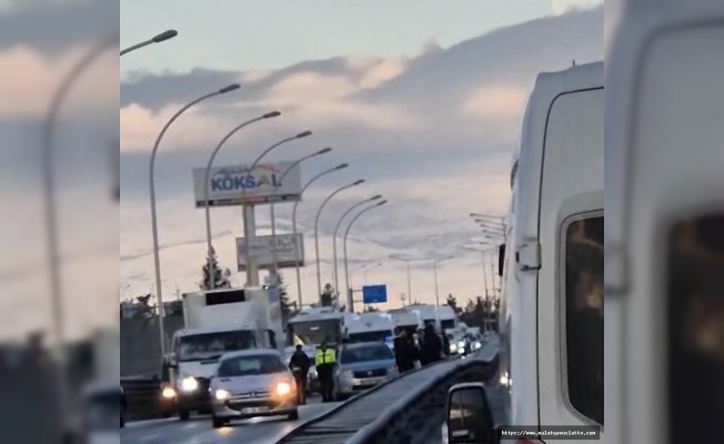 Belerderesi Viyadüğü'nde  Zincirleme Kaza: 1 Yaralı