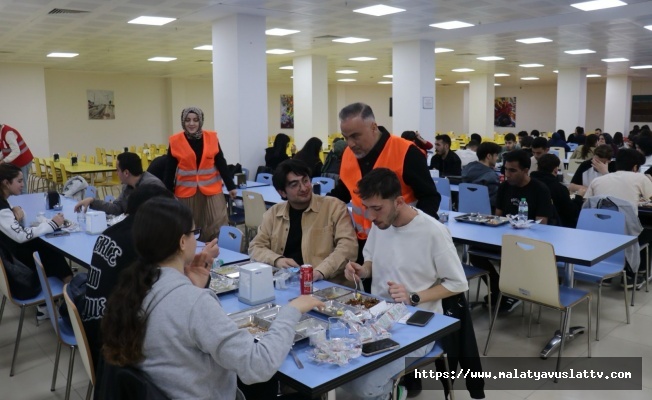 MAGİNDER, Üniversite Öğrencileri ve Hasta Yakınlarıyla İftarda Buluştu