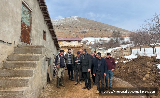 Malatya’da Depremzedelere Ahır ve Samanlık Desteği