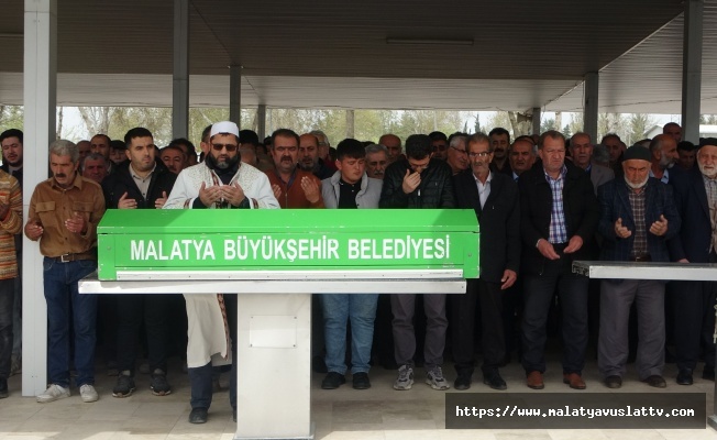 Annesi Tarafından Boğularak Öldürülen Öğretmen Malatya'da Defnedildi