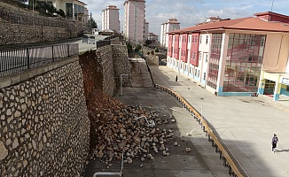 Haftalar Önce Çöken İstinat Duvarı Halen Yapılmadı