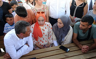 CHP Liderinden Malatya'da Konteyner Kent Ziyareti
