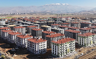 Yeşilyurt İkizce’de Bin 180 Konutta Sona Gelindi