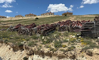 Deprem Konutlarının İnşaatında Hırsızlık