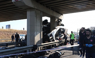 Feci Otobüs Kazasında 9 Ölü, 5'i Ağır 27 Yaralı