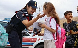 Jandarmadan Öğrenciler İçin Güvenli Eğitim Harekatı