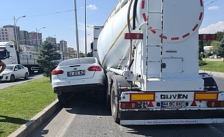 Malatya’da iki ayrı kazada 4 kişi yaralandı