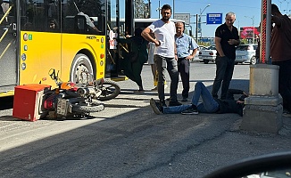 Otobüs ile Çarpışan Motosikletin Sürücüsü Yaralandı