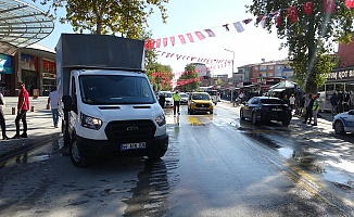 Servis Aracının Çarptığı Yaya Ağır Yaralandı