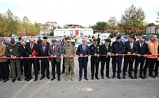 Vali Yavuz, Emniyet ve Jandarma Teşkilatımıza 80 Yeni Araç Teslim Törenine Katıldı