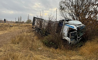 Kaza Beraberinde Başka Kazayı Getirdi: 1 Yaralı