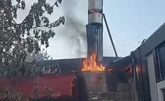 Malatya'da Konteyner iş Yerinde Yangın