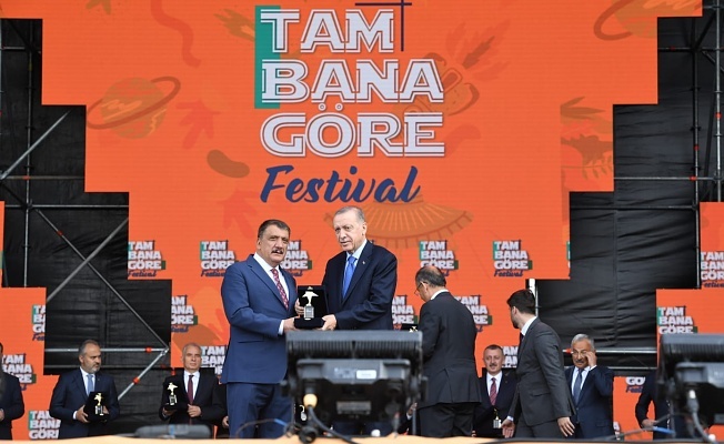 Cumhurbaşkanı Erdoğan#039;dan Başkan Gürkan#039;a Ödül